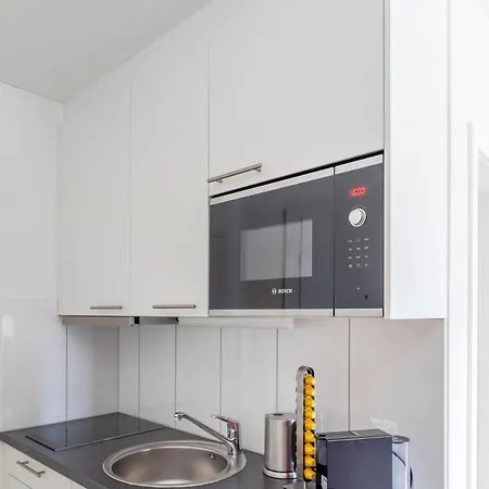 Apartment Modern 1 In District 4