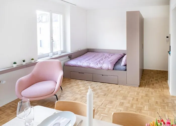 Modern 1 In District 4 *