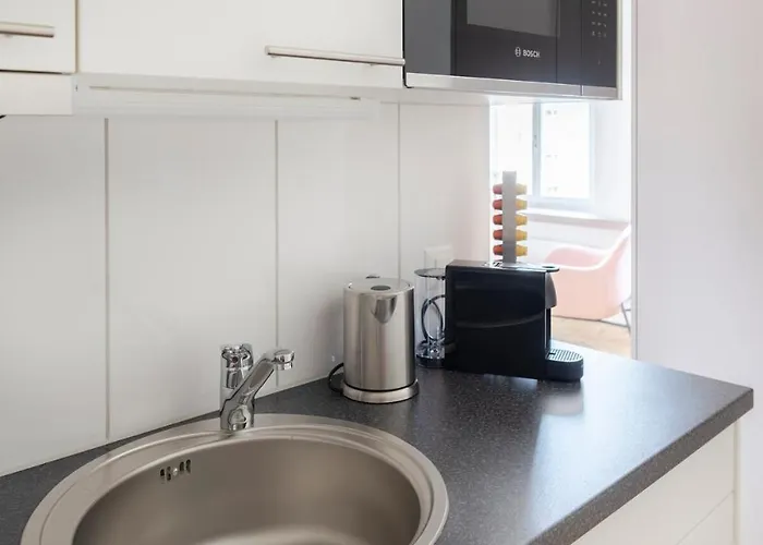 Modern 1 In District 4 Апартаменты *